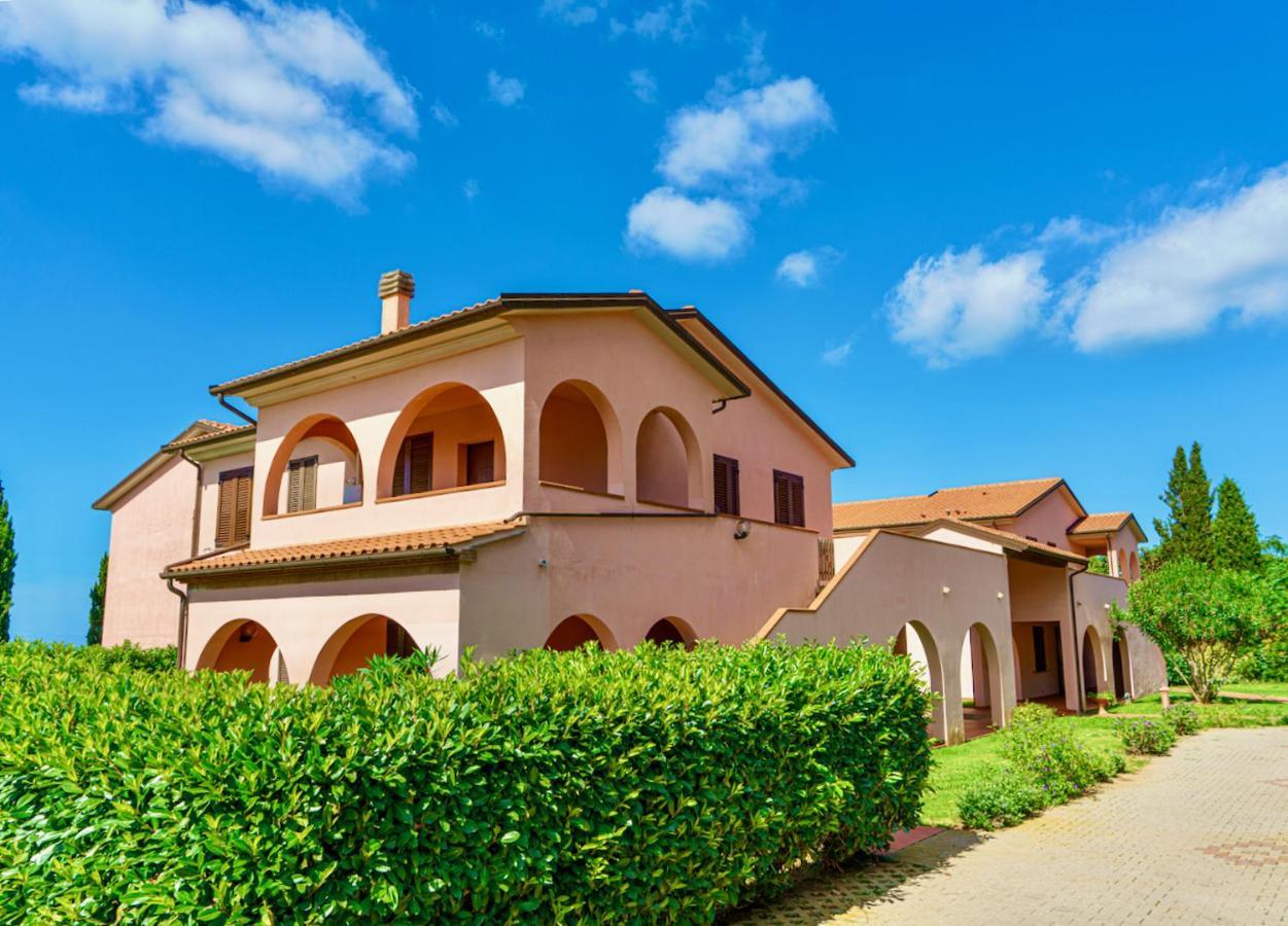 Appartamenti In Residence Villa Santa Maria 圣温琴佐 外观 照片